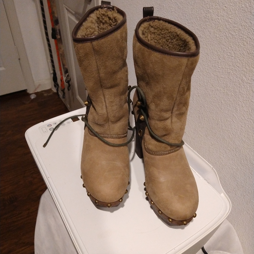 SOLD🚫***KOOLABURRA - Leather Boots - U.S. sz 8